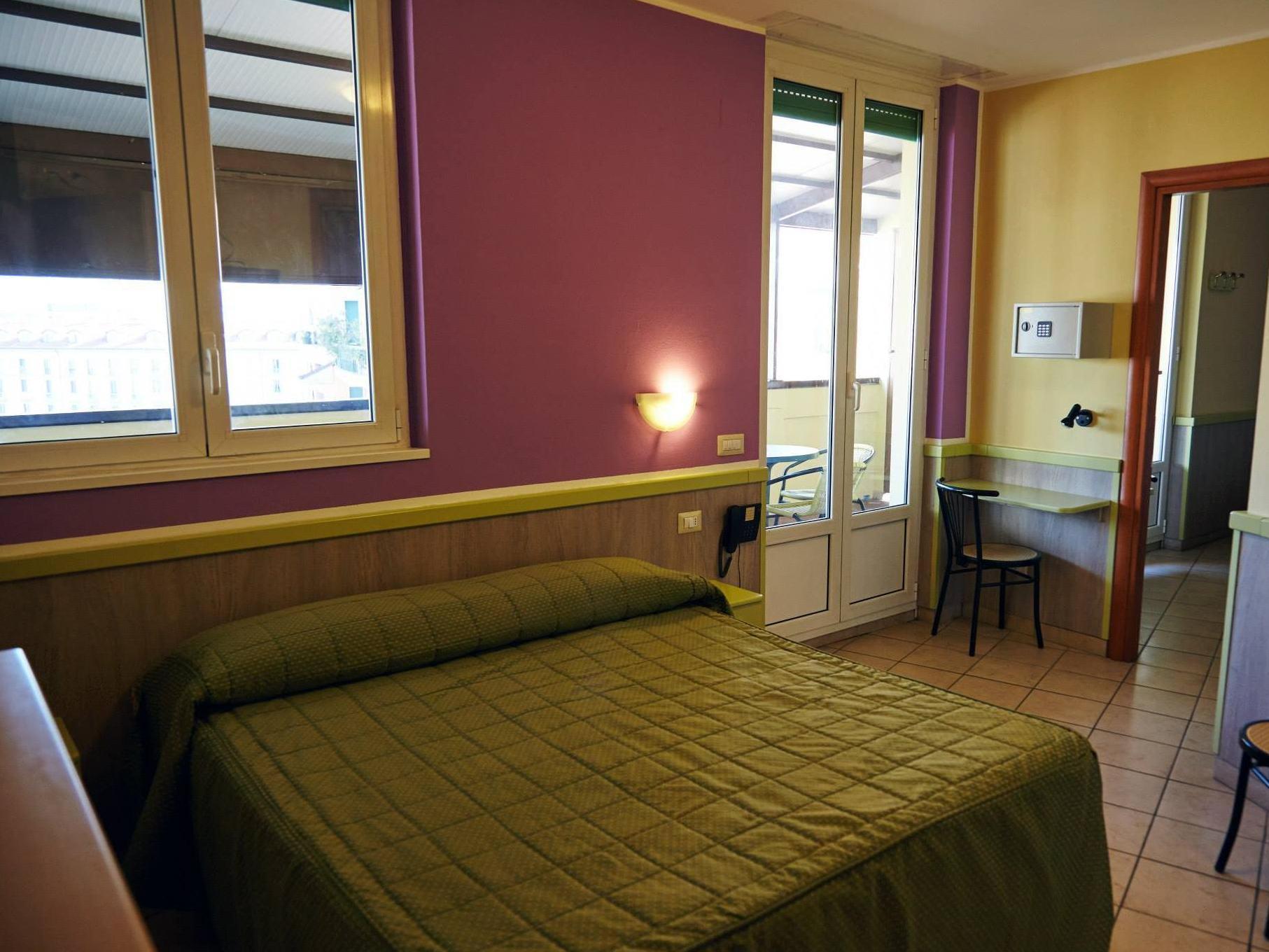 Hotel Arco Romana Milano Exterior foto